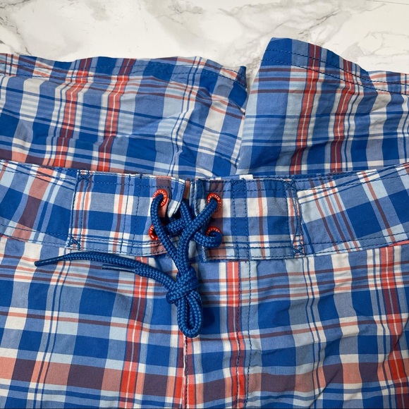 Vineyard Vines Blue Plaid Board Shorts sz 28 - Picture 8 of 11